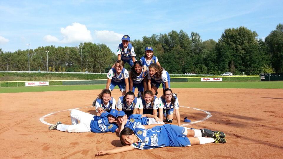 Le ragazze vincono la Coppa Emilia