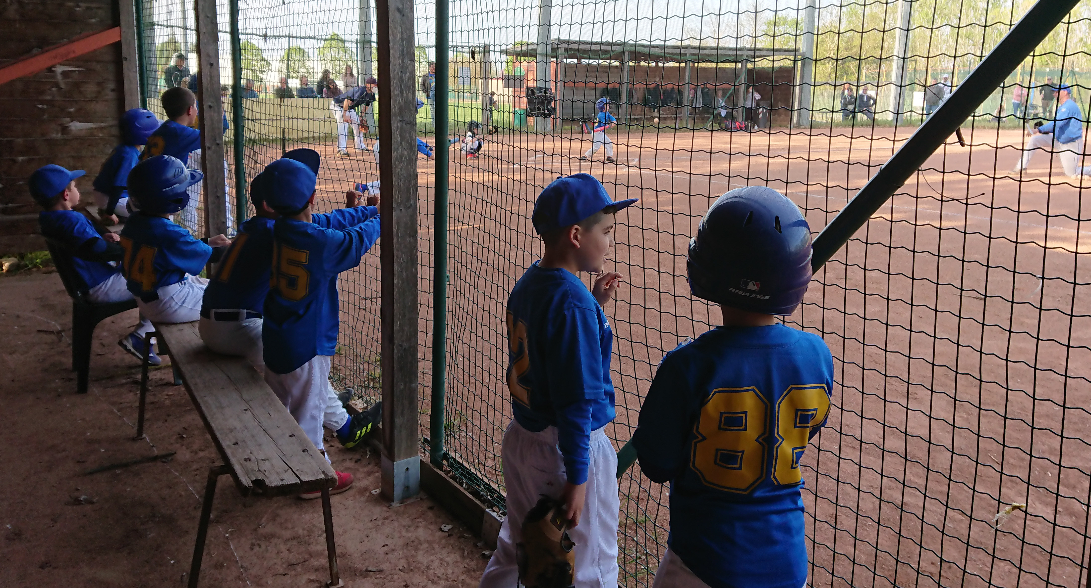 Prima gara per il minibaseball